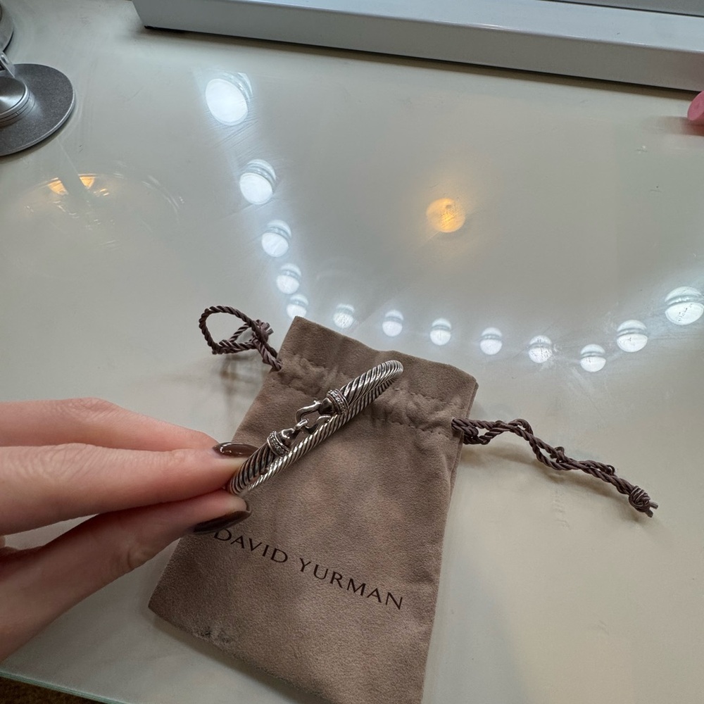 David Yurman Twisted Silver Bangle - Picture 2 of 9